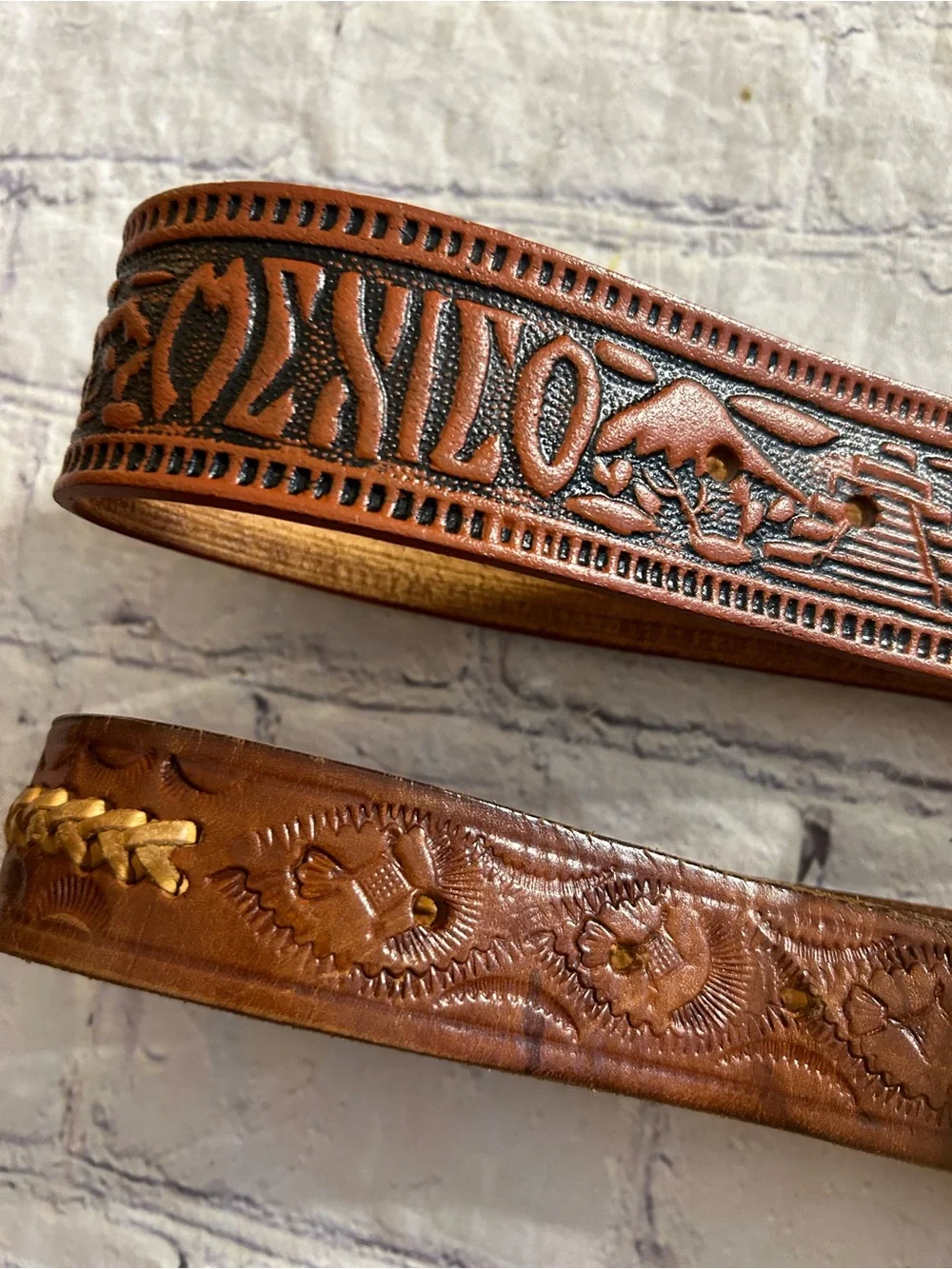 HANDCRAFTED (2) WESTERN CHANGEABLE BUCKLE BROWN LEATHER EMBOSSED MENS BELTS